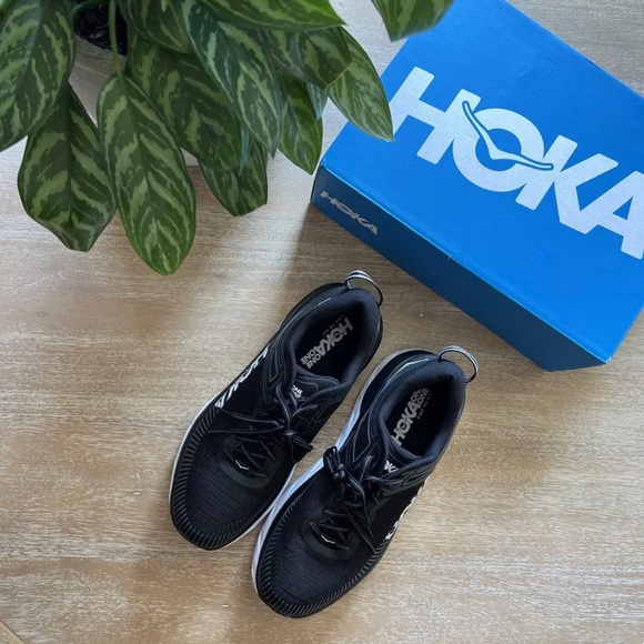 Hoka One One Other - Hoka One One Men’s Bondi 7  1110518/BWHT Running Shoes Size 11.5 US